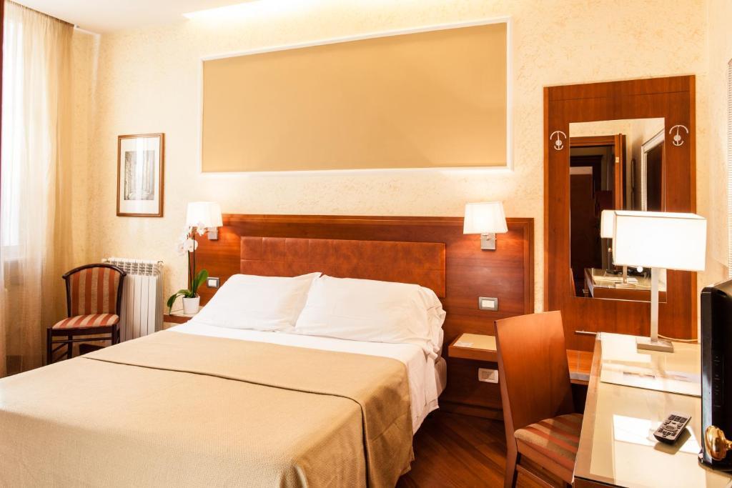 Hotel Madrid Roma Habitación foto